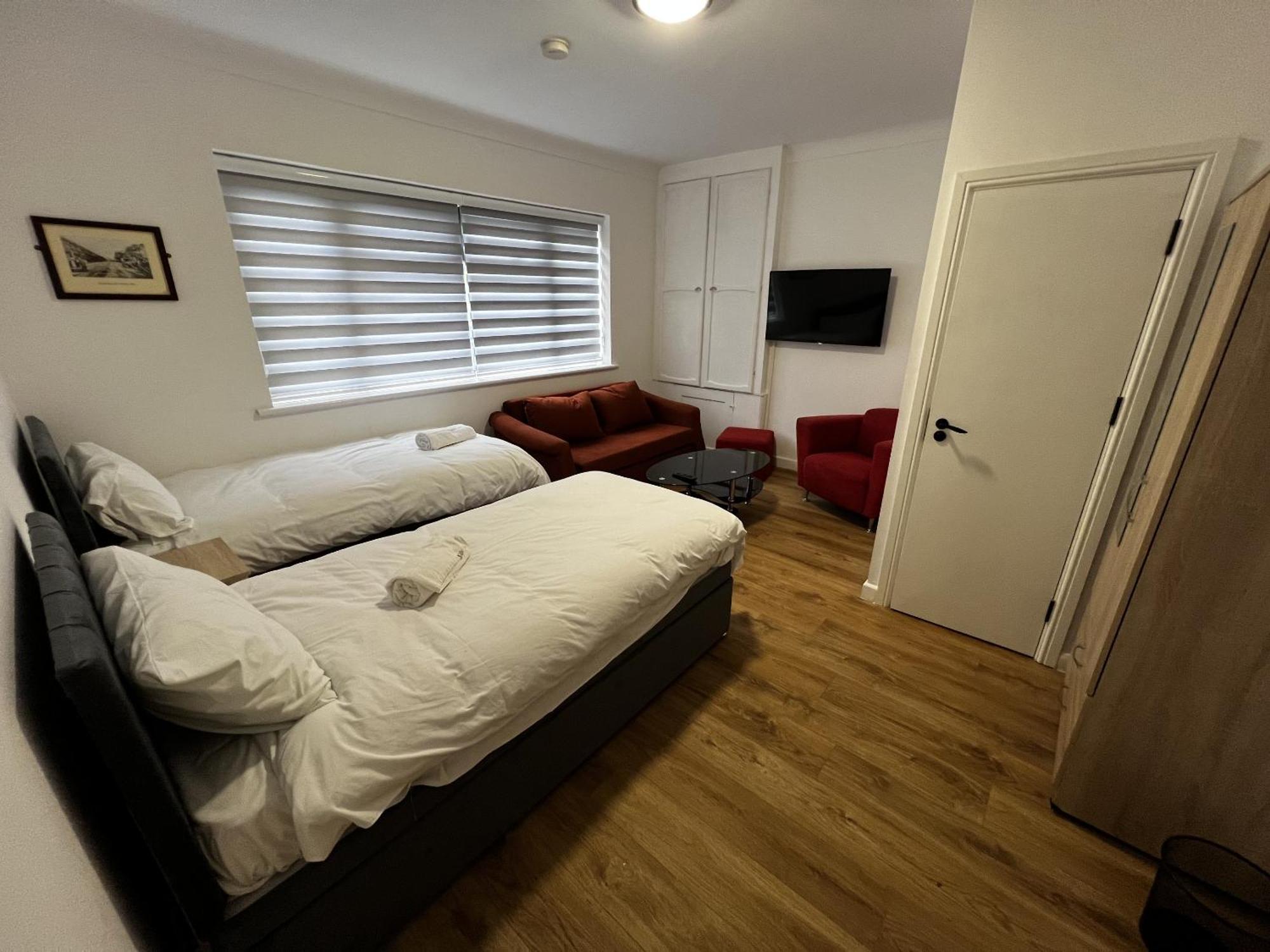 The Barrington Hotel New Barnet Buitenkant foto